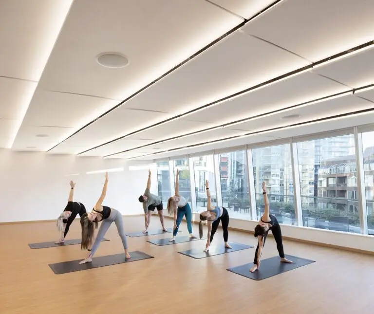 CWA_LululemonVan_0719-Pano