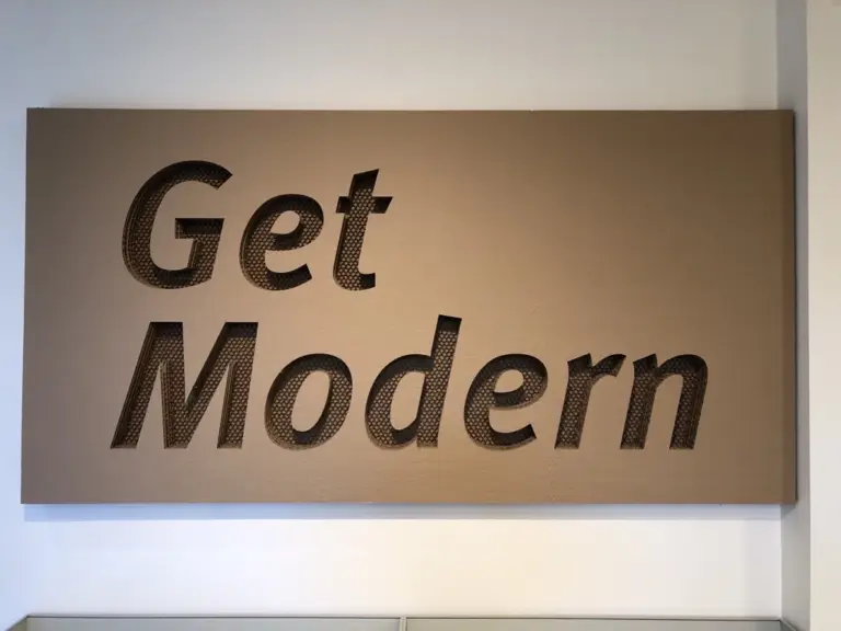 EDM-GetModernCloseup
