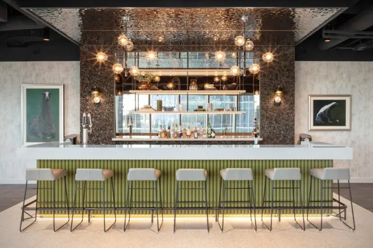 Peleton-Bar-3_sm