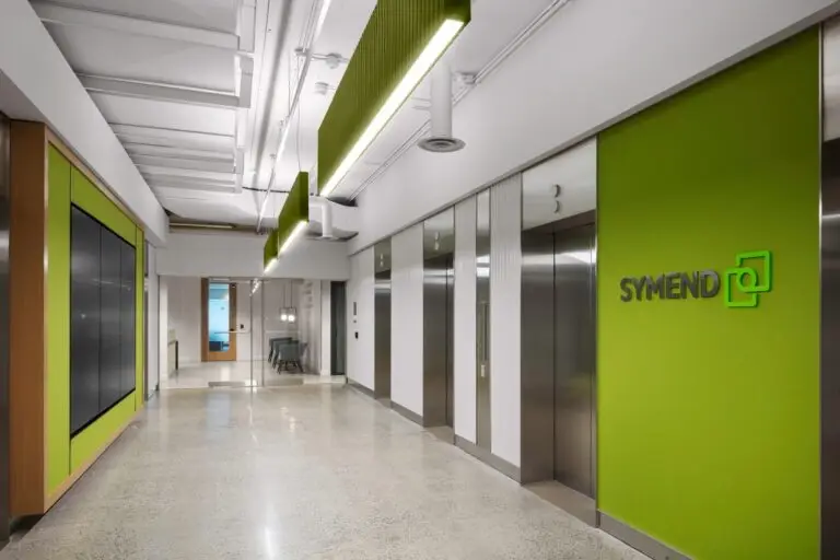 Symend-Reception-1_sm