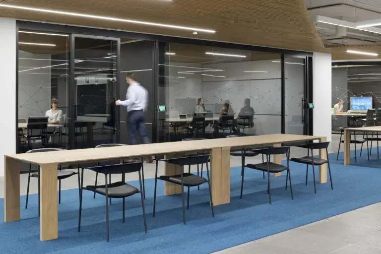 loyaltyone-meeting-space3