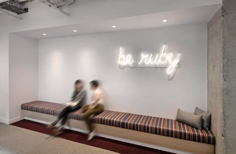 ruby-seating-banquette